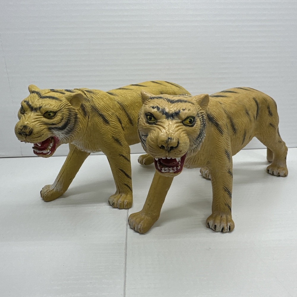 Vintage Set Of‎ (2) IMPERIAL 1986 Bengal Tiger Wild Animal Figures